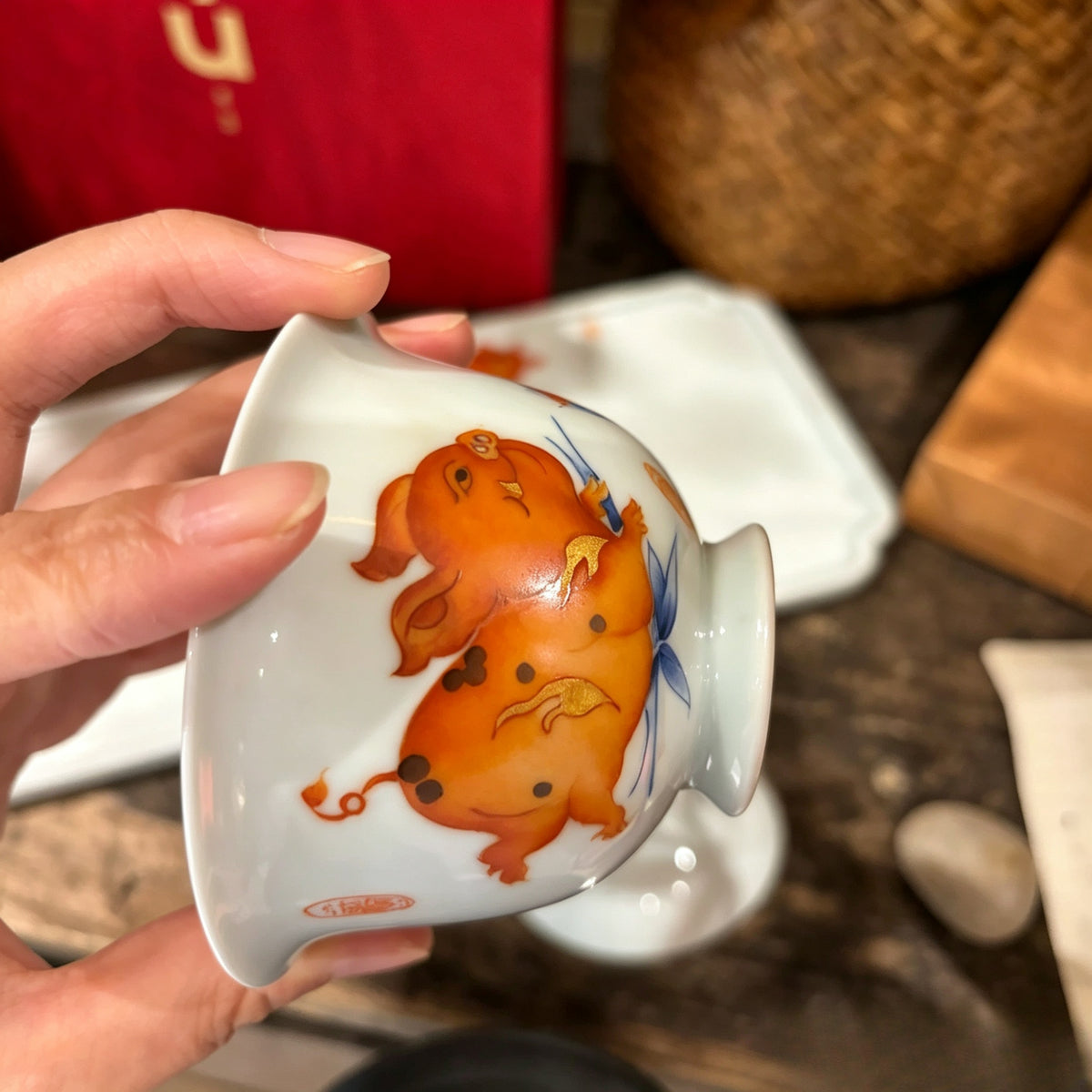 Flying Pig Porcelain Gaiwan, 120 ml Tea Gift angle 6