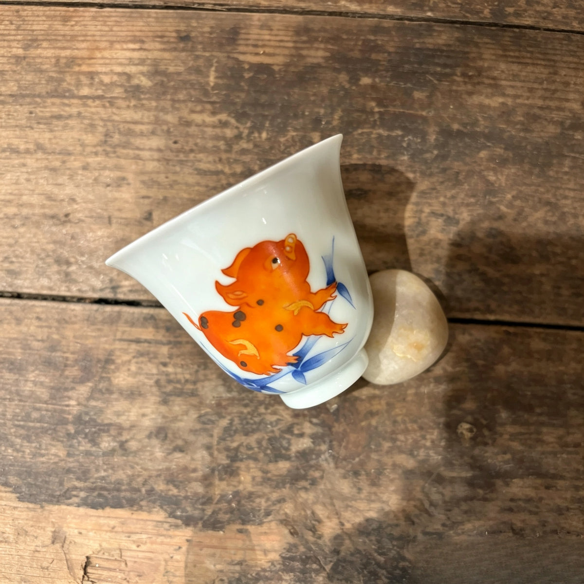 Flying Pig Porcelain Egg Cup, 40 ml Small Tea Cup angle 6