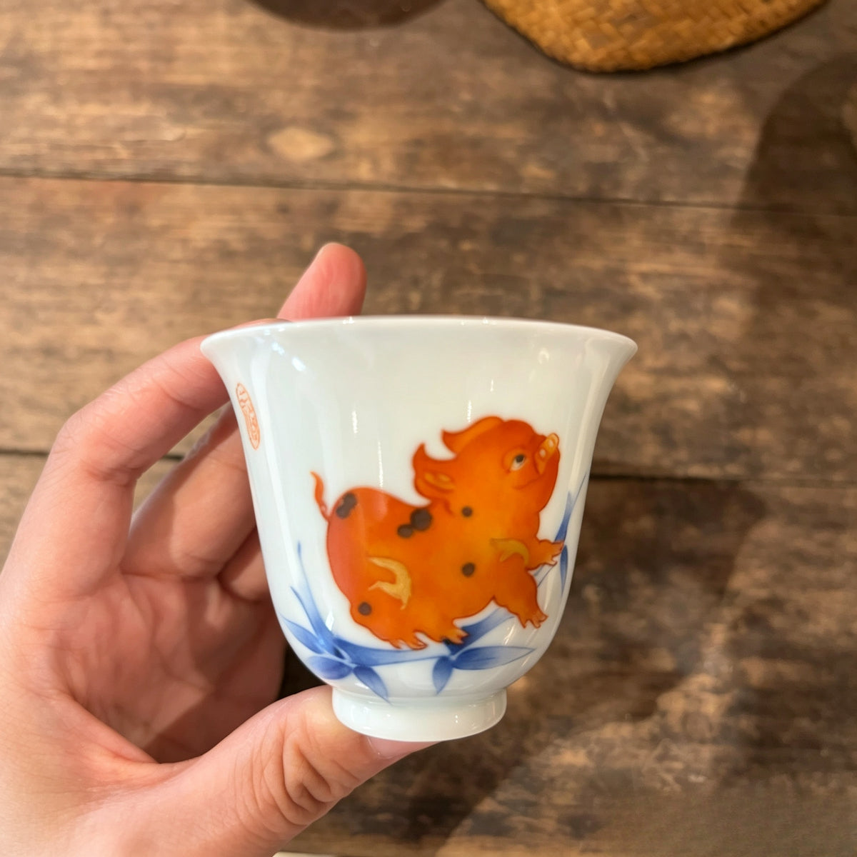 Flying Pig Porcelain Egg Cup, 40 ml Small Tea Cup angle 10