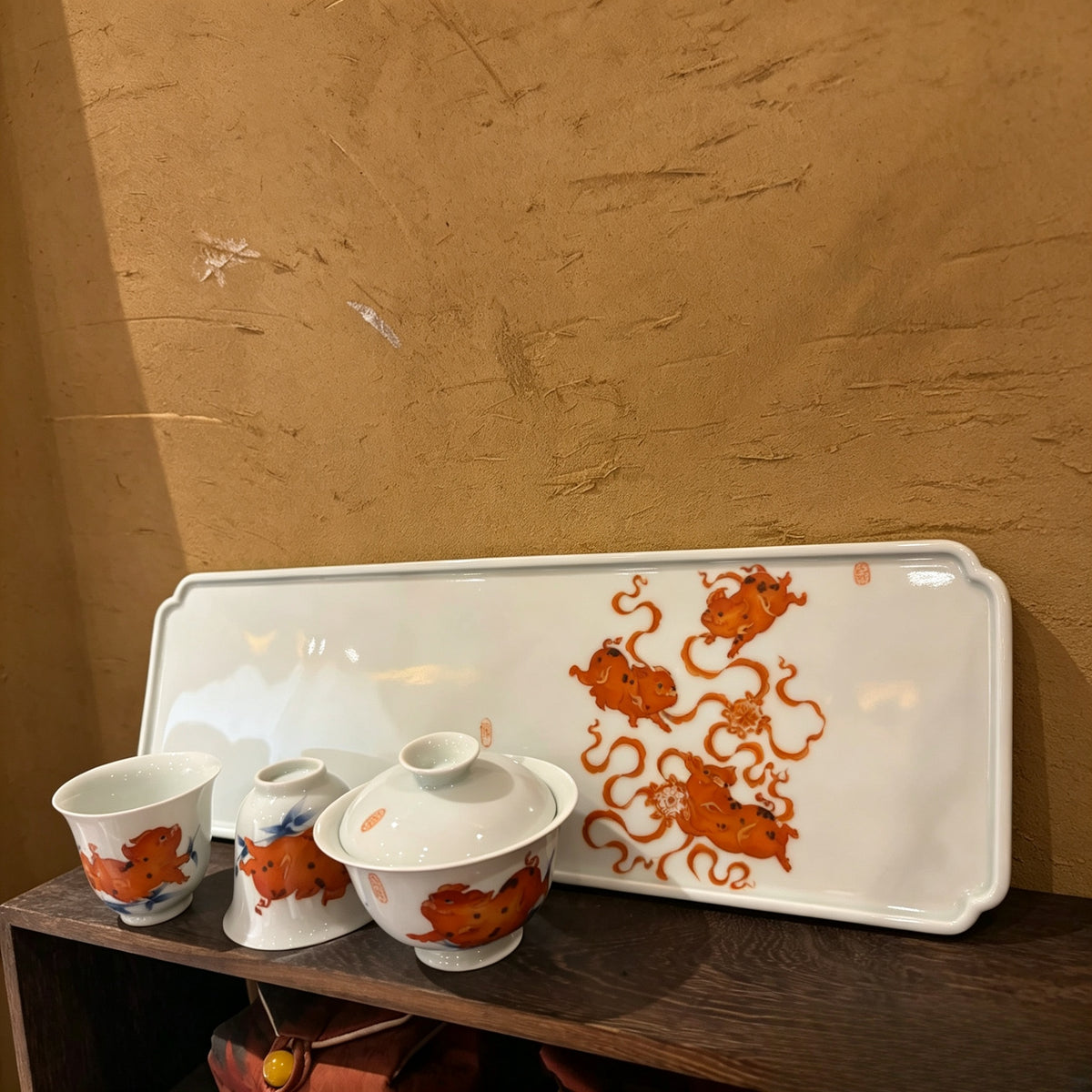 Flying Pig Porcelain Tray for Tea Desk Decor angle 4