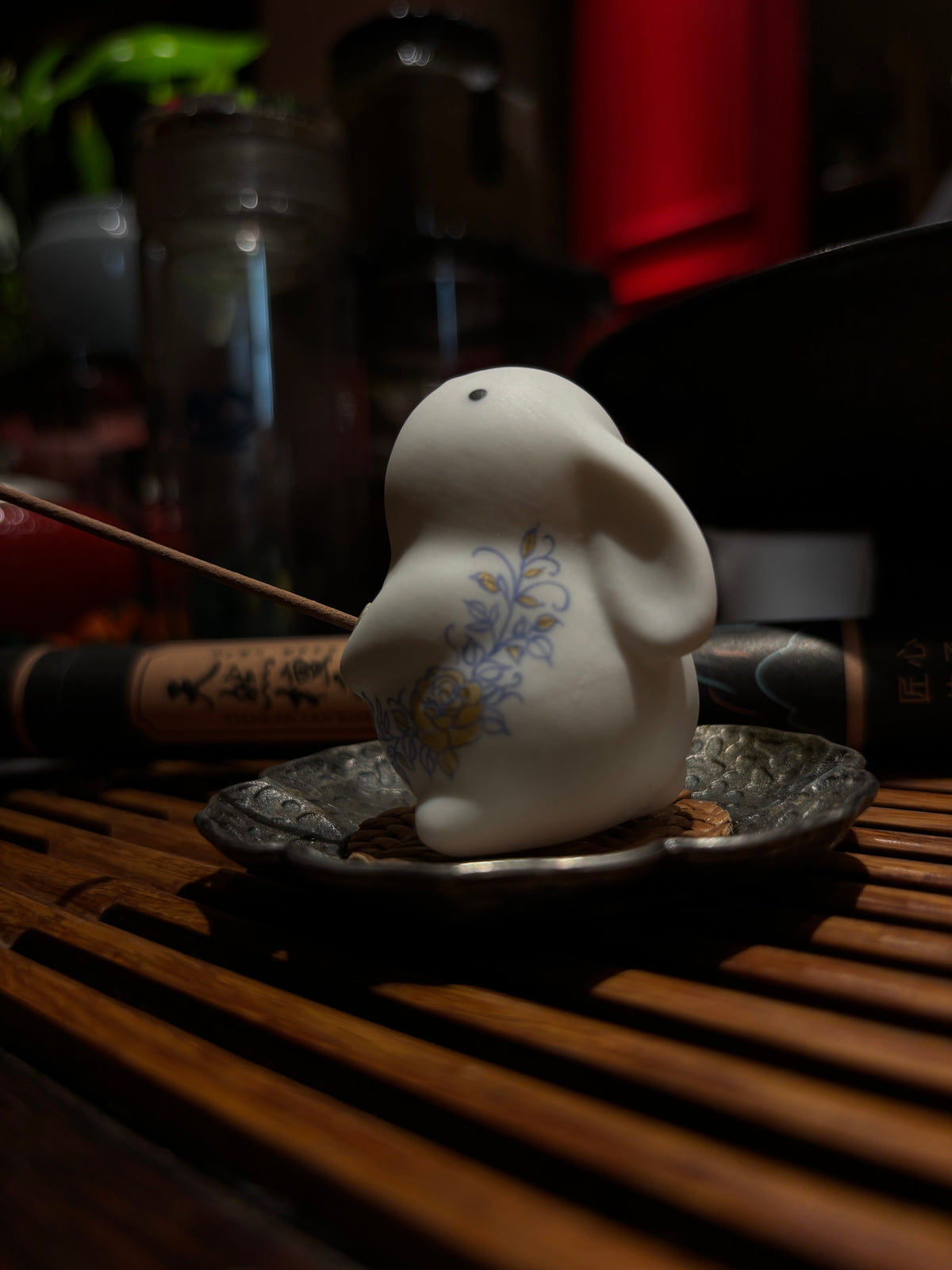 Blue-and-White Rabbit Porcelain Incense Holder for Calm Desk Rituals angle 5