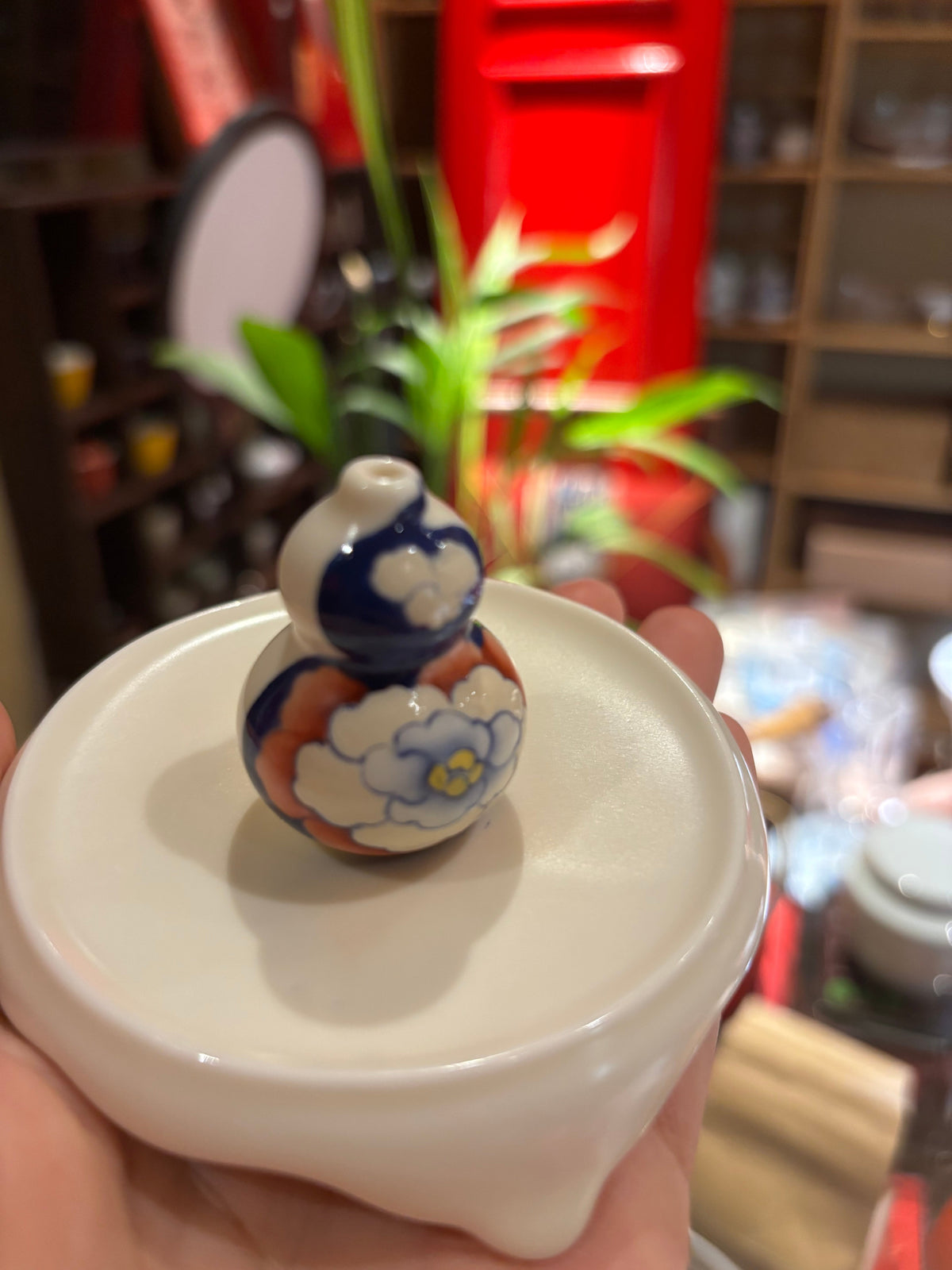 Gourd Porcelain Incense Holder for Calm Bedroom Rituals angle 1